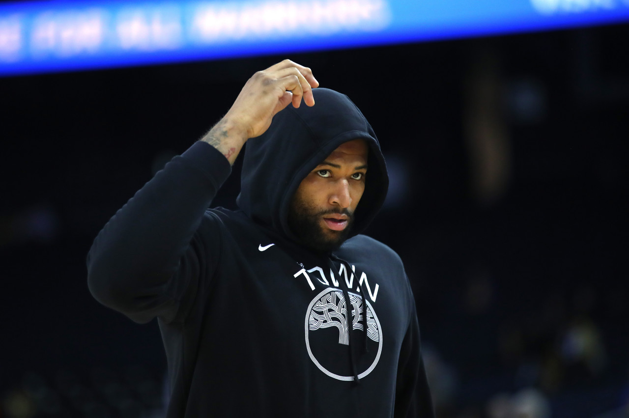 目前仍待正 目前仍待正