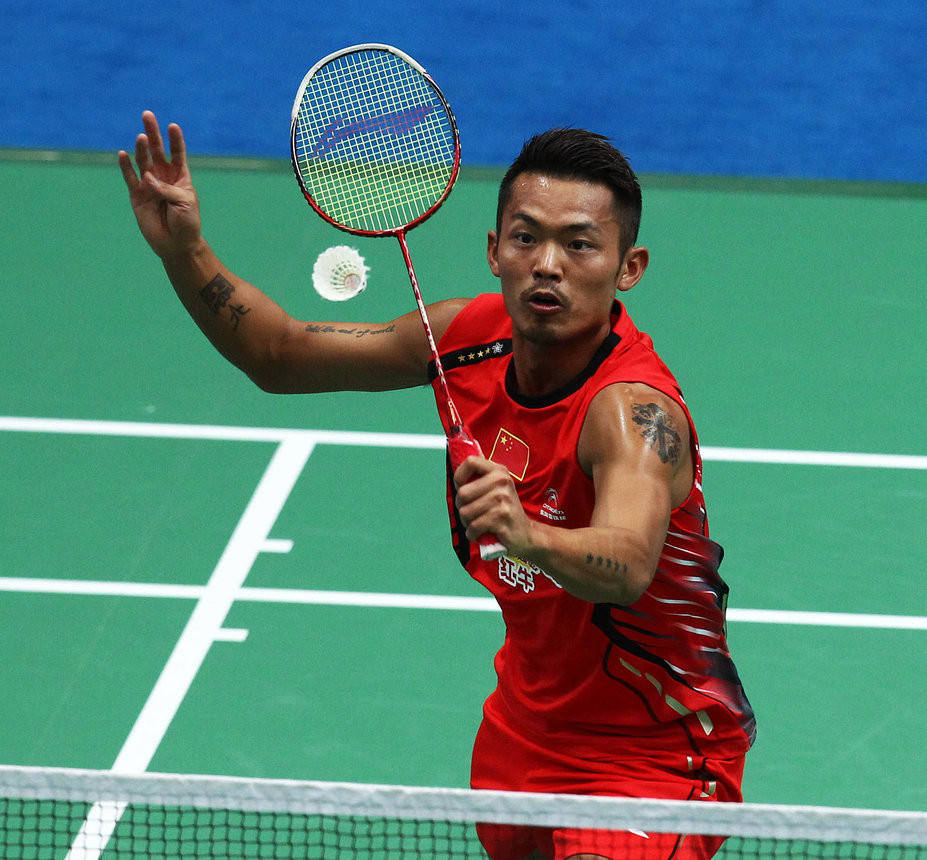 式反映出俱 式反映出俱