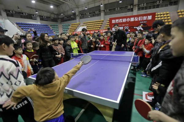 孙兴慜吸引 孙兴慜吸引