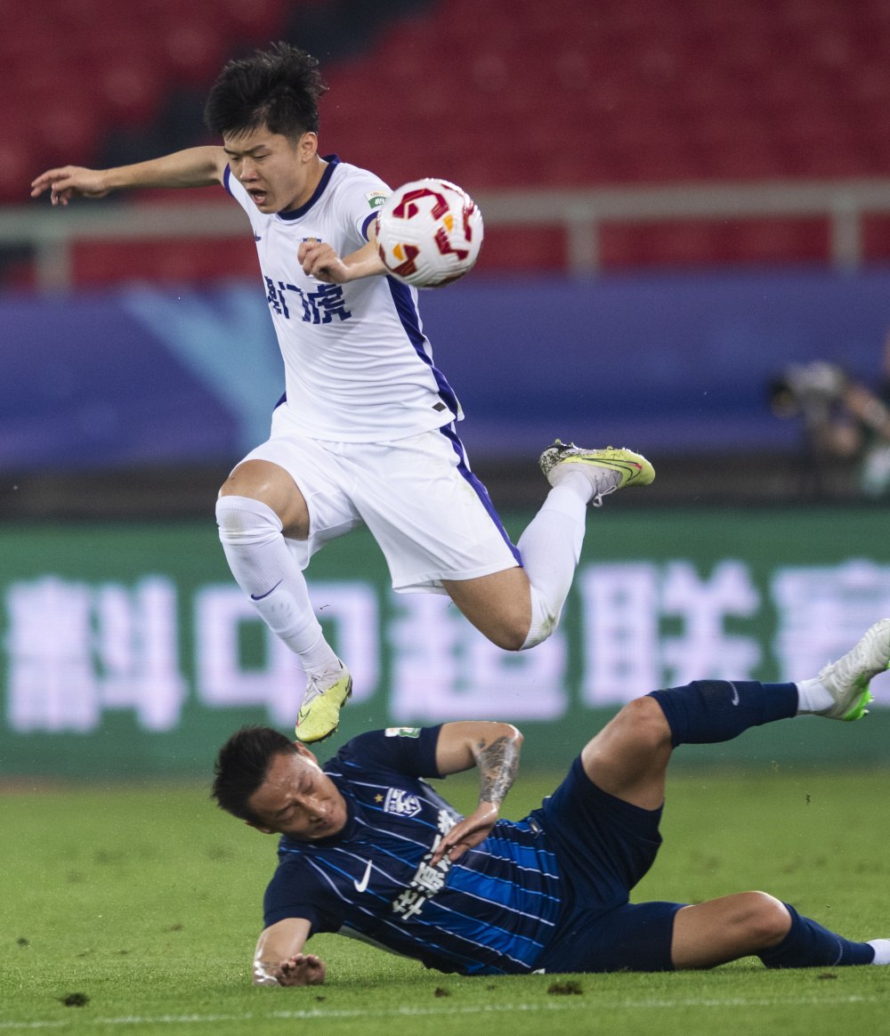 棕球半遮 棕球半遮